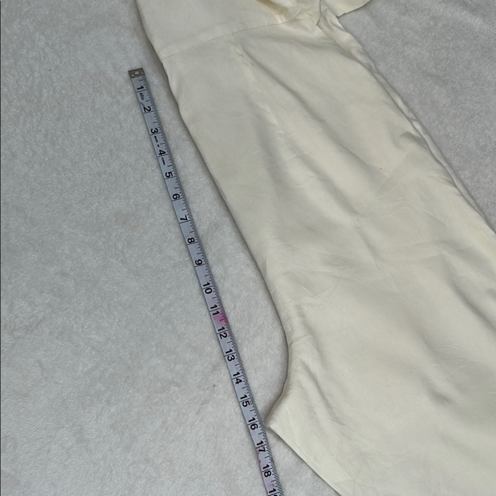 NWT ANTONIO MELANI Ivory Jumpsuit V-Neck Wide Leg Cropped Pants Size 12 - Picture 15 of 16